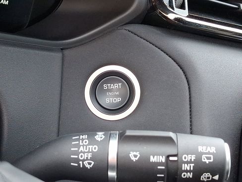 Used 2026 Land Rover Range Rover Velar Dynamic SE AWD/4WD image 26