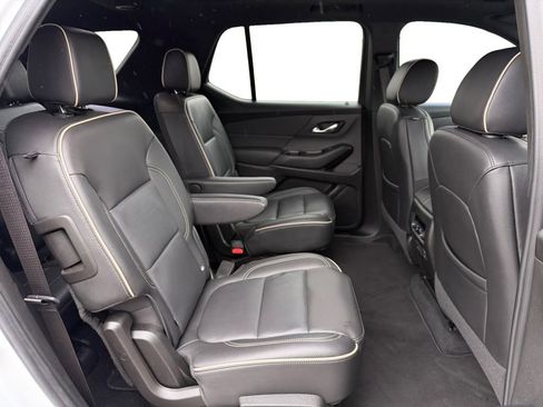 Used 2022 Chevrolet Traverse Premier AWD/4WD image 20