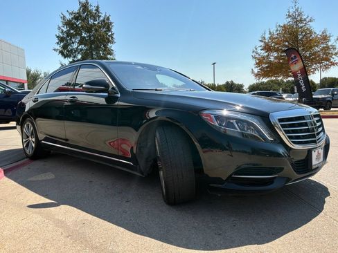 Used 2016 Mercedes-Benz S 550 Sedan image 4