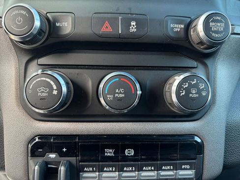 Used 2021 RAM 4500 Tradesman w/ Towing Technology Group image 22