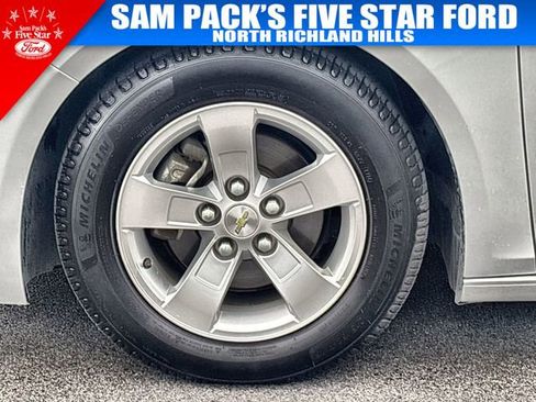 Used 2015 Chevrolet Malibu LT FWD image 19