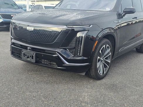 Used 2026 Cadillac Vistiq Sport AWD/4WD image 11