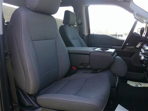 Used 2024 Ford F150 XLT image 23