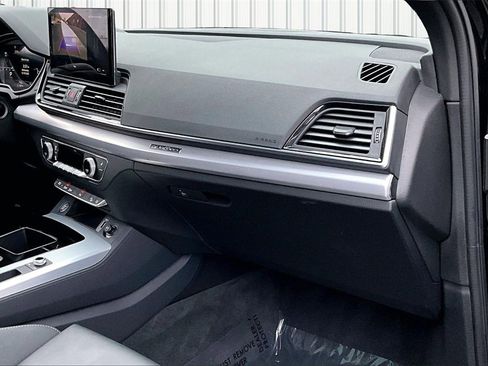 Used 2025 Audi Q5 2.0T Premium w/ Convenience Plus Package image 26