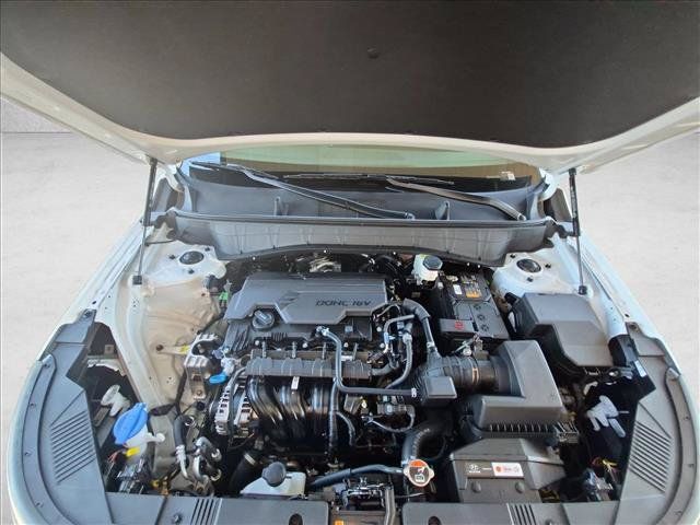 New 2027 Hyundai Kona SE FWD image 16