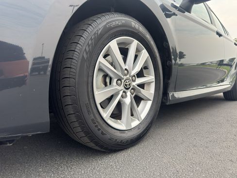 Used 2025 Toyota Camry LE FWD image 17