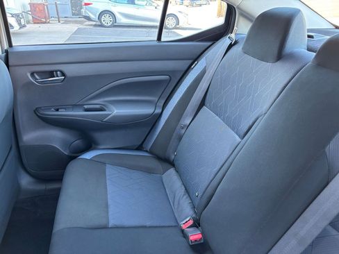 Used 2025 Nissan Versa SV FWD image 37