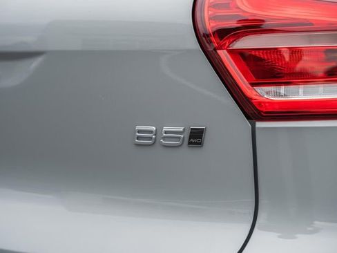 New 2026 Volvo XC40 B5 Ultra w/ Protection Package Premier image 8