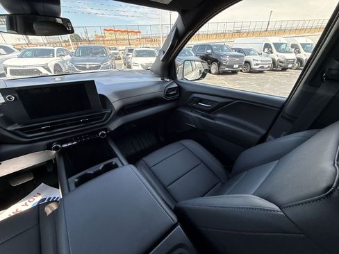 Used 2024 Chevrolet Silverado EV W/T AWD/4WD image 52