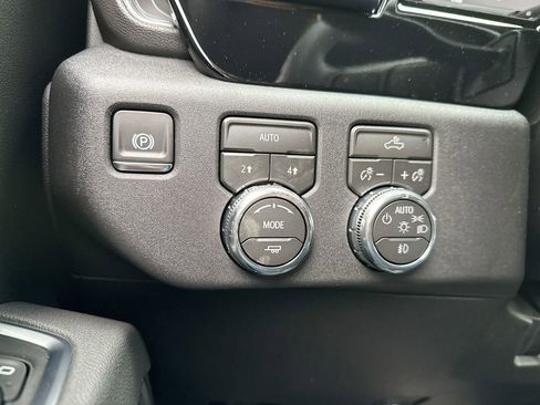 New 2026 GMC Sierra 1500 Elevation AWD/4WD image 18