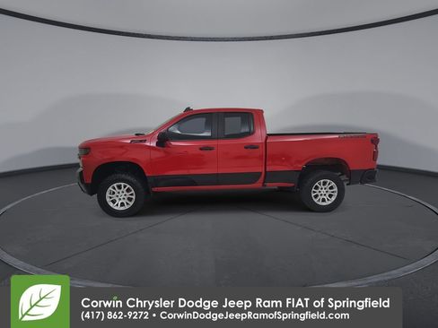 Used 2020 Chevrolet Silverado 1500 Custom Trail Boss w/ Custom Convenience Package AWD/4WD image 9