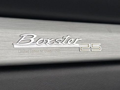 Used 2022 Porsche 718 Boxster image 40