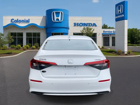 Certified 2023 Honda Civic Touring image 5