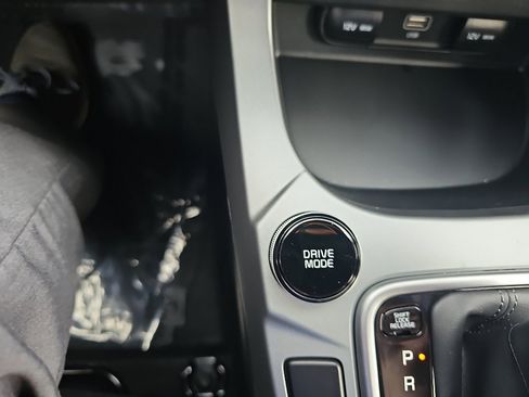 New 2026 Kia Seltos LX image 17