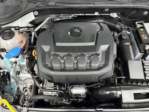 Used 2021 Volkswagen Passat 2.0T SE image 27