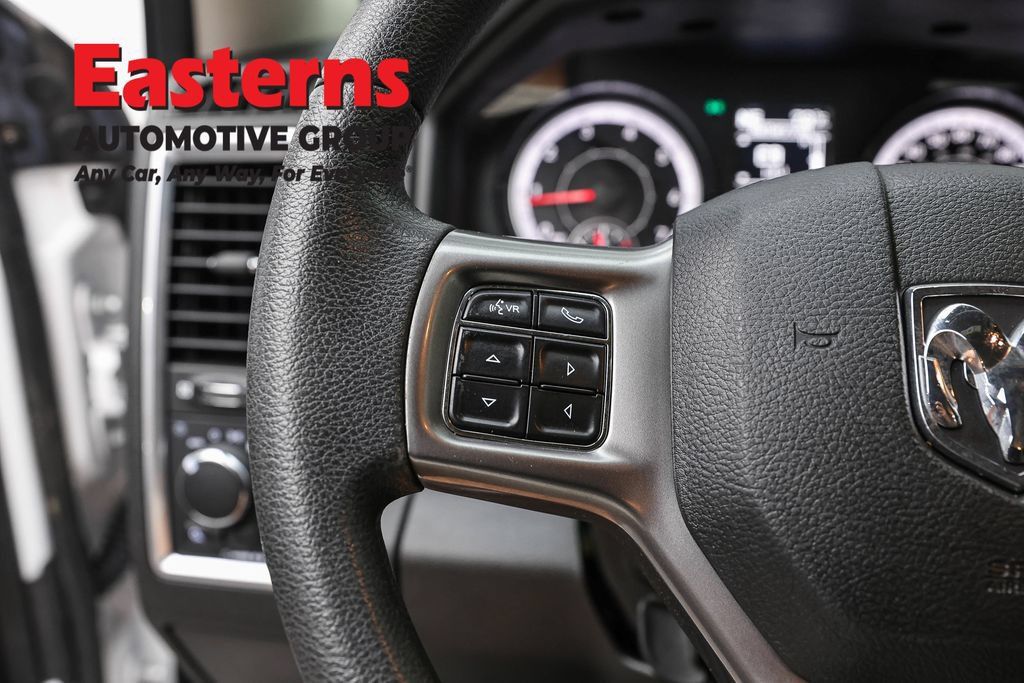 Used 2024 RAM 1500 Classic SLT AWD/4WD image 14