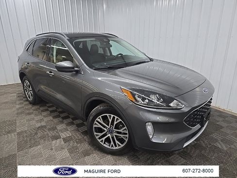 Used 2022 Ford Escape SEL image 7