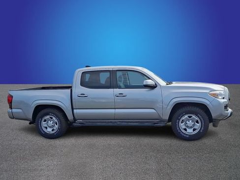 Used 2021 Toyota Tacoma SR w/ SR Convenience Package RWD image 4