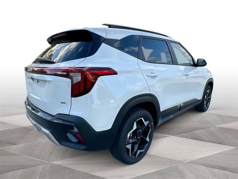 New 2026 Kia Seltos S image 8