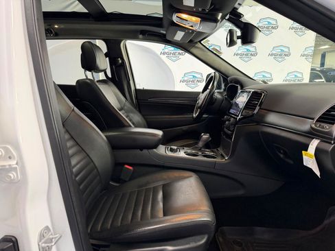 Used 2020 Jeep Grand Cherokee Limited X AWD/4WD image 25