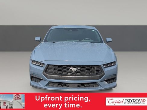Used 2024 Ford Mustang Coupe RWD image 3