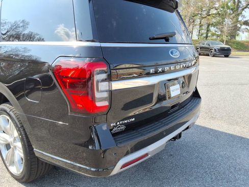 Used 2023 Ford Expedition Max Platinum image 14