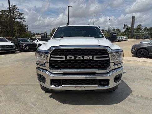 Used 2024 RAM 2500 Big Horn AWD/4WD image 8