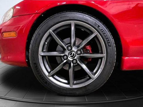 Used 2002 MAZDA MX-5 Miata image 9