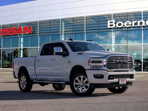 Used 2023 RAM 2500 Laramie AWD/4WD image 1