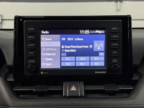 Used 2021 Toyota RAV4 XLE image 32