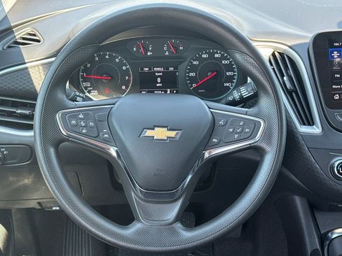 Used 2024 Chevrolet Malibu LT image 24