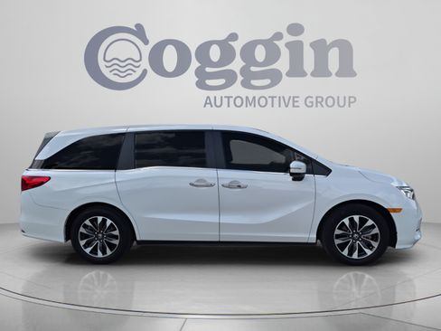 Certified 2024 Honda Odyssey EX-L image 6