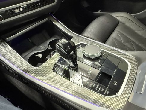 Used 2023 BMW X5 xDrive40i w/ M Sport Package image 26