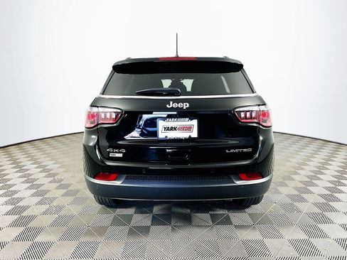 Used 2024 Jeep Compass Limited AWD/4WD image 9