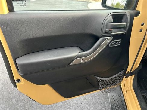 Used 2013 Jeep Wrangler Unlimited Sport image 19