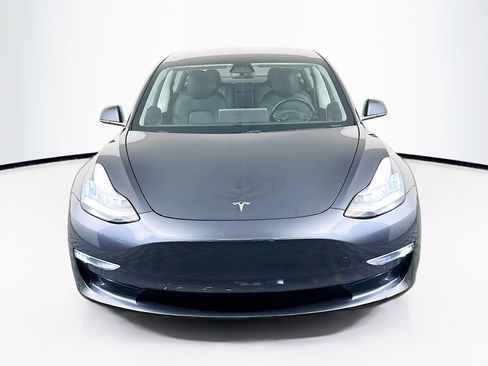 Used 2018 Tesla Model 3 Long Range image 2