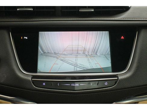 Used 2018 Cadillac XT5 Luxury w/ Driver Awareness Package FWD image 45