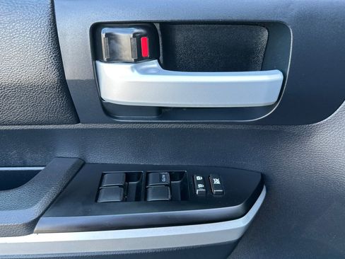 Used 2016 Toyota Tundra SR5 w/ TRD Off Road Package image 11