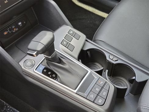 New 2026 Kia Sportage EX w/ EX Panorama Roof Package image 15