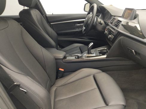 Used 2017 BMW 330i Sedan w/ Driver Assistance Package RWD image 21