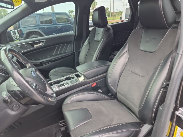 Used 2021 Ford Edge ST w/ Equipment Group 401A AWD/4WD image 11