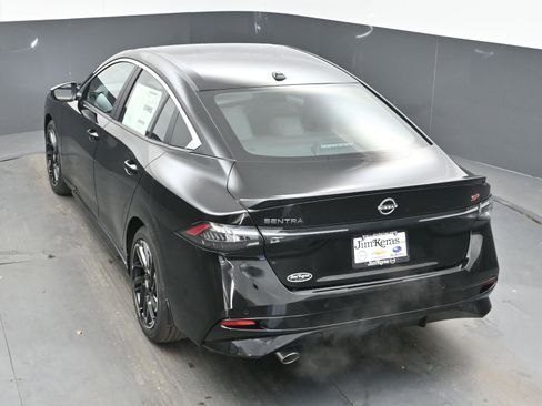 New 2026 Nissan Sentra SR w/ SR Premium Package image 34