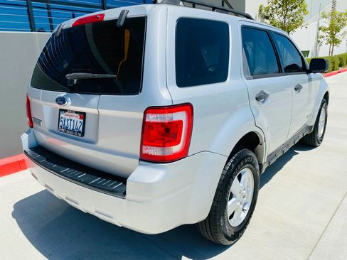 Used 2008 Ford Escape XLS FWD image 16