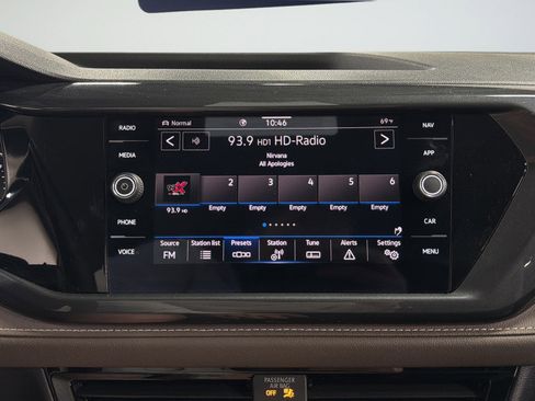 Certified 2023 Volkswagen Taos SEL AWD/4WD image 25