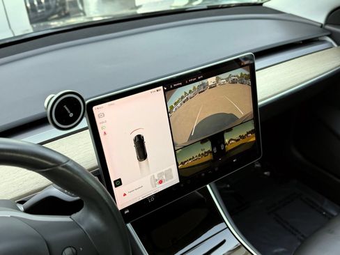 Used 2019 Tesla Model 3 Long Range AWD/4WD image 31
