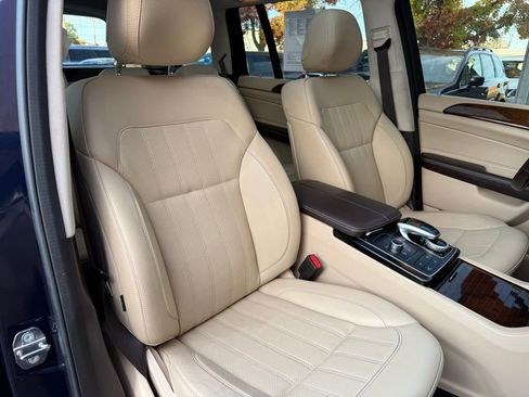 Used 2019 Mercedes-Benz GLS 450 4MATIC image 21