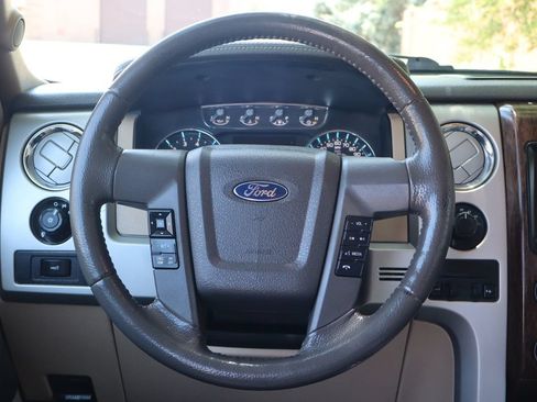 Used 2014 Ford F150 Lariat w/ Equipment Group 502A Luxury AWD/4WD image 18