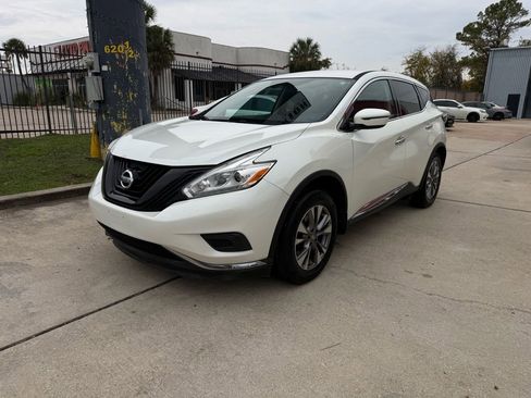 Used 2017 Nissan Murano S w/ Navigation Package image 1