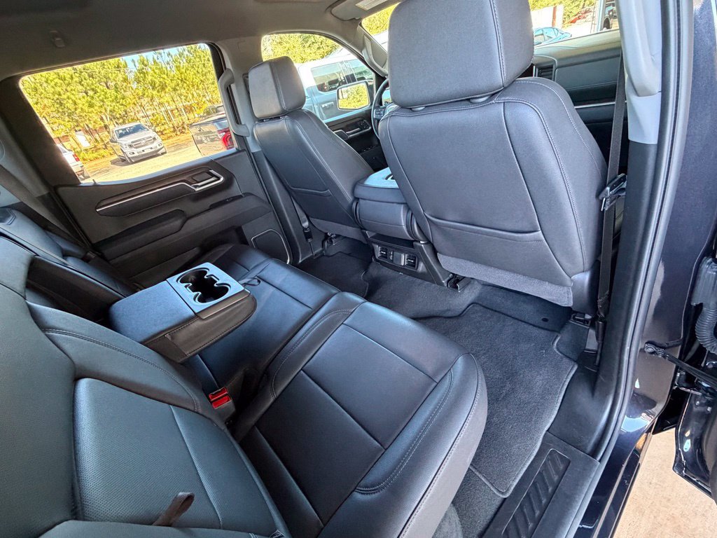 Used 2026 GMC Sierra 1500 SLT RWD image 17