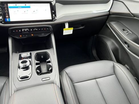 New 2026 Jeep Cherokee Limited image 29